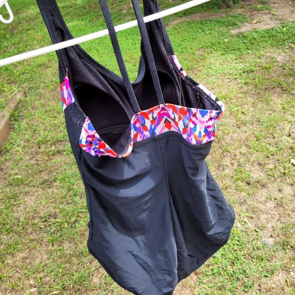 Swimsuit - Picture 2 of 3